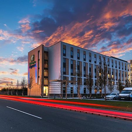 Holiday Inn Express - Bicester By Ihg Exterior foto